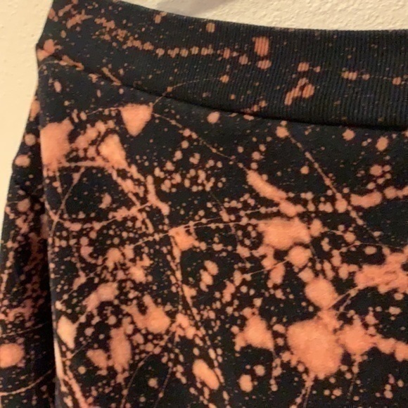 Custom Bleached Off Shoulder Cropped Sweatshirt reverse bleached dye - Picture 2 of 5